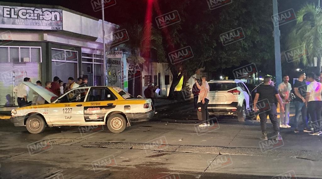 Semáforo descompuesto ocasiona accidente