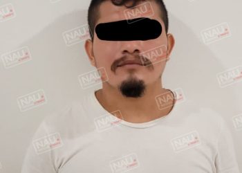 Detienen a sujeto con dos celulares y tres bolsitas de marihuana