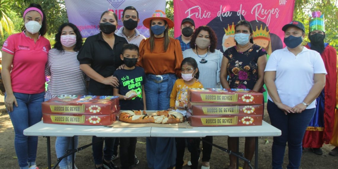 CELEBRAN DÍA DE REYES EN COMUNIDADES DE LA ZONA BAJA DE TAPACHULA