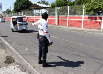 Vialidad Municipal de Tuxtla Chico brinda atención a instituciones educativas