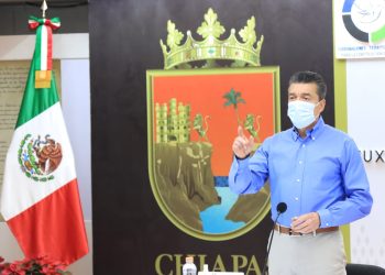 Exhorta Rutilio Escandón a la población a vacunarse contra el COVID-19 para proteger la salud y vida