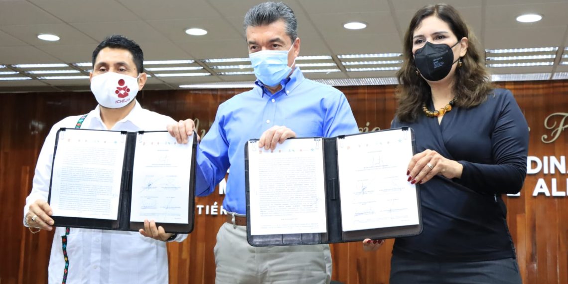 Junto a AMLO, trabajamos para cumplir el derecho humano de acceso a la educación: Rutilio Escandón