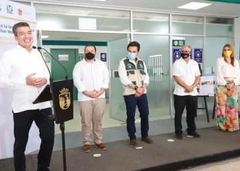 Rutilio Escandón y Zoé Robledo anuncian cobertura del 69 % en vacunación anticovid en Chiapas