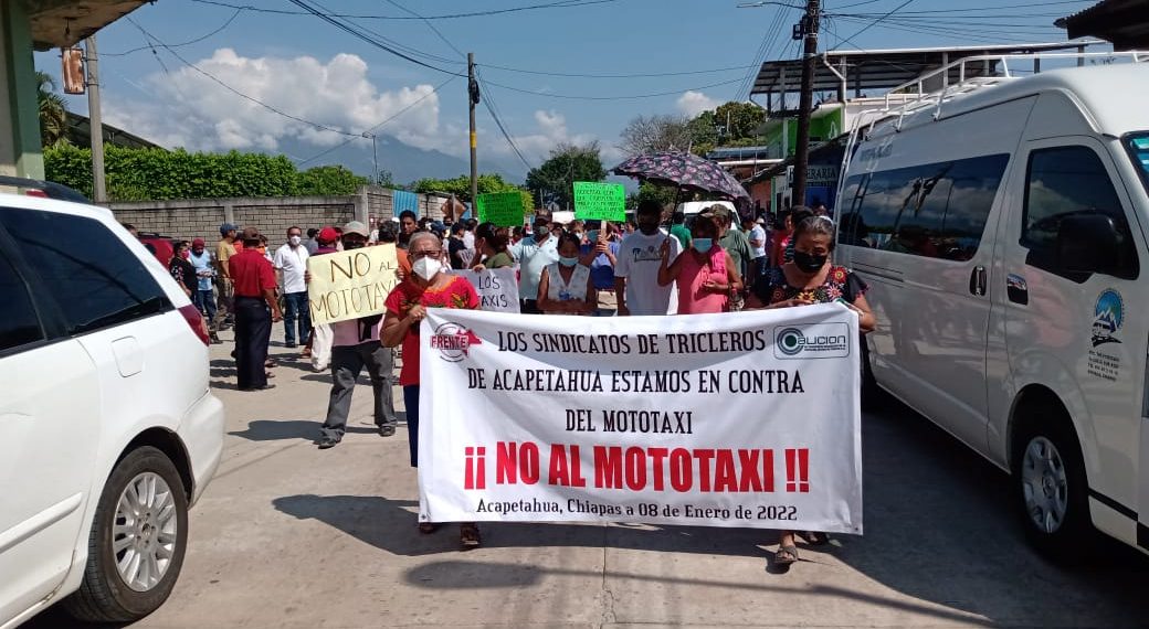 Se concentran transportistas en Acapetahua para respaldar acciones del gobierno en contra de mototaxis