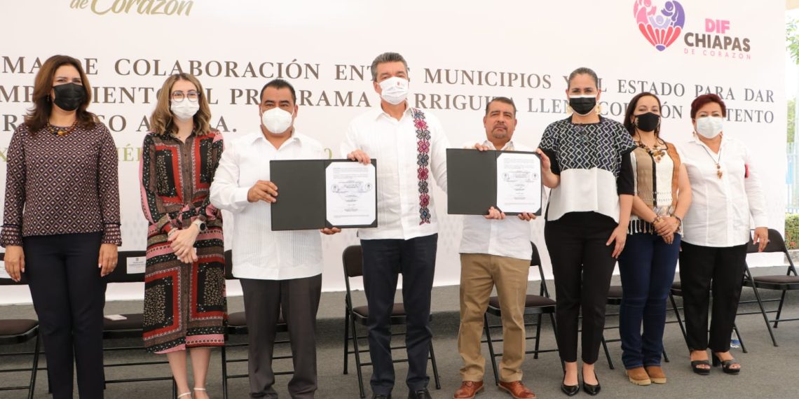 Rutilio Escandón firma convenio con municipios a favor de la seguridad alimentaria de la niñez y juventud