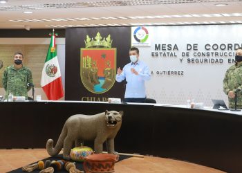 Llama Rutilio Escandón a vacunarse contra COVID-19 para proteger la salud y vida