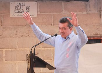 Inaugura Rutilio Escandón calles en la Colonia Cerro de Guadalupe, en Tuxtla Gutiérrez