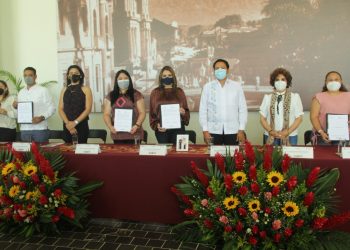 ROSY URBINA TOMA PROTESTA COMO INTEGRANTE DEL COMITÉ DE CAPACITACIÓN Y FIRMA CONVENIO CON ICATECH