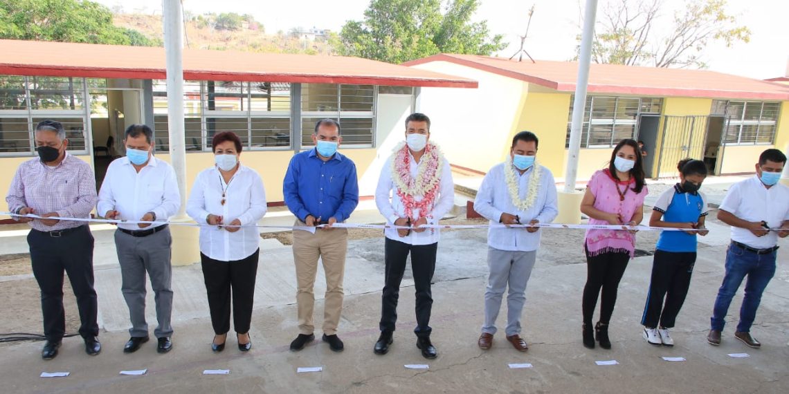 En Chiapa de Corzo, Rutilio Escandón beneficia con espacios educativos a la niñez del ejido Emiliano Zapata I