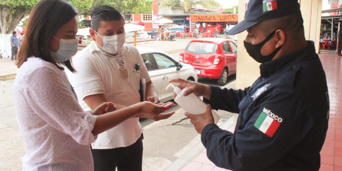 Ayuntamiento de Tuxtla Chico comprometido con la campaña “Manos limpias, abrazando la salud”