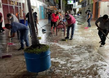 SE REALIZA EL SANEAMIENTO DEL SENDERO PEATONAL