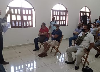 Julio Gamboa comprometido en la atención de los habitantes de Tuxtla Chico