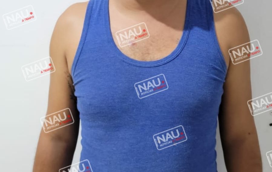 Detienen a una persona con 4 bolsitas de marihuana en Tuxtla chico.