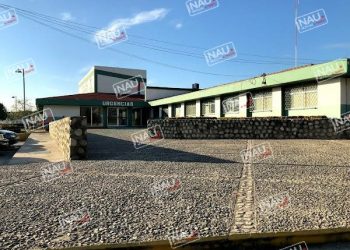 Lesionan a balazos por robarle su motocicleta.