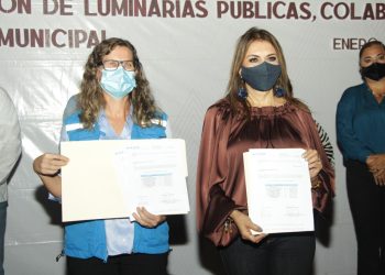 ENTREGA ACNUR DONACIÓN DE LÁMPARAS SOLARES A TAPACHULA