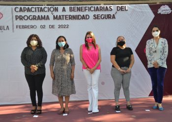 ROSY URBINA ENCABEZA CAPACITACIÓN A BENEFICIARIAS DEL PROGRAMA “MATERNIDAD SEGURA”, EN EL DIF MUNICIPAL