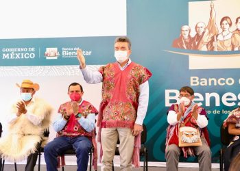 Inaugura Rutilio Escandón sucursal del Banco del Bienestar en Zinacantán