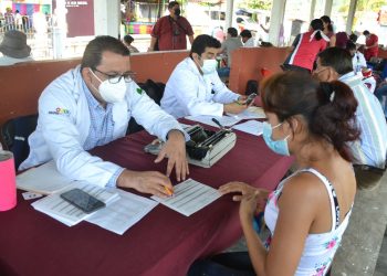 CON BRIGADA MÉDICA SE CONMEMORA EL DÍA MUNDIAL DE LA LUCHA CONTRA EL CÁNCER EN TAPACHULA