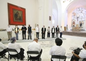Realizan restauración integral de la pintura mural de la Catedral de San Marcos, en Tuxtla Gutiérrez