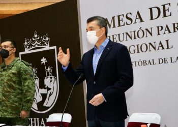 Evidencias médicas demuestran que la vacuna contra el COVID-19 cuida la salud y salva vidas