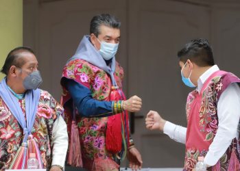 Gobierno de Chiapas sostiene reunión de trabajo con autoridades de Zinacantán