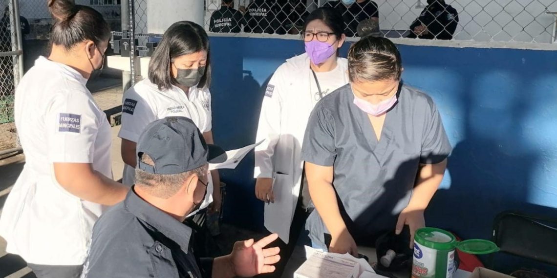 ELEMENTOS POLICIALES DE TAPACHULA RECIBEN ATENCIÓN PRIMARIA DE SALUD