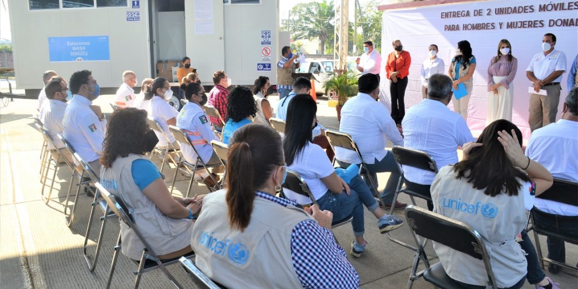 DONA UNICEF UNIDADES DE SANEAMIENTO AL MUNICIPIO DE TAPACHULA