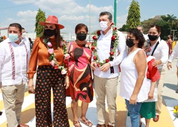 Población de Tapachula es beneficiada con pavimentación de calles que dan mayor seguridad y bienestar