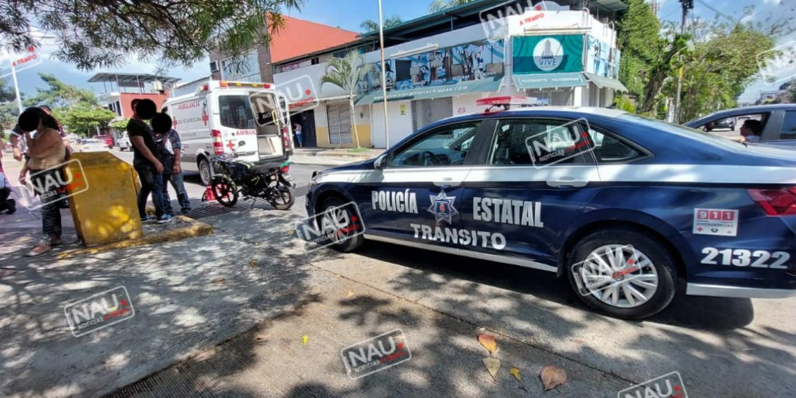 Motociclista atropella madre de familia.