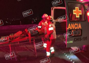 Un lesionado al chocar contra muro.