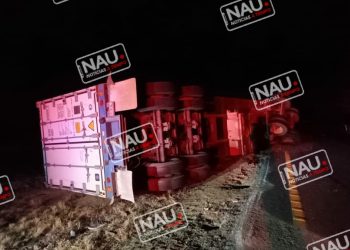 Tráiler atropella a una persona en MAPASTEPEC.