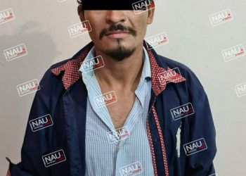 Detienen a dos personas por ebrio y conducir motocicleta.