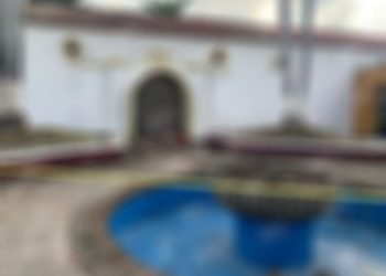 Indigente fue localizado sin vida frente a la iglesia San Agustín