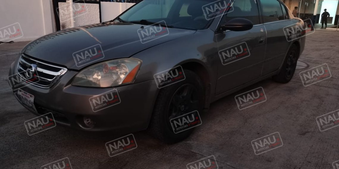 Detienen a sujeto con dos pistolas de salva, cocaína y chaleco de GN