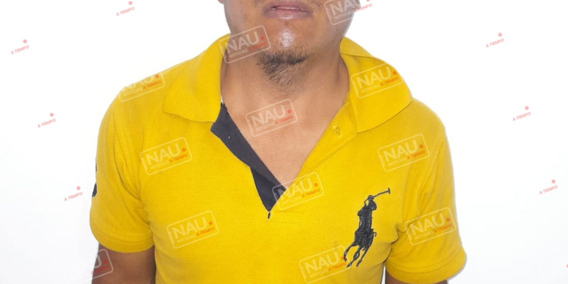 Detienen a tres personas en diferentes municipios