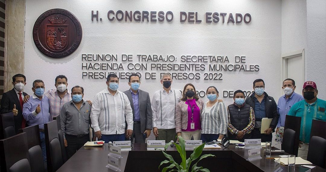 Poder Ejecutivo y Legislativo impulsan acciones para el desarrollo de los municipios: Granda Pastrana