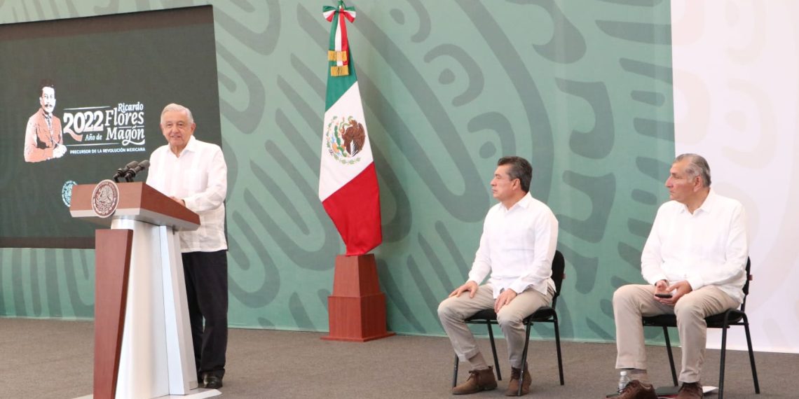 AMLO y Rutilio Escandón destacan trabajo conjunto por el bienestar, la seguridad y salud de Chiapas