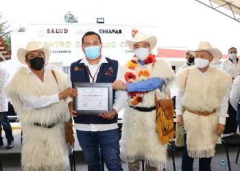 En Chamula, constata Gobernador la reconversión del Centro de Salud de Cruztón