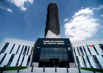 Gobernador reconoce visión de AMLO ante los beneficios que traerá el AIFA al pueblo de México