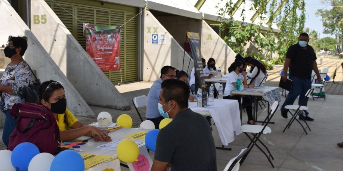 EMPRESAS DE TAPACHULA OFERTAN ESPACIOS LABORALES EN EL “JUEVES POR EL EMPLEO”