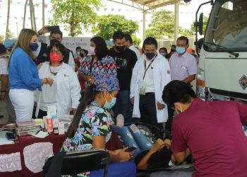 CONVOY DE LA SALUD ATIENDE A HABITANTES DE LA ZONA BAJA DE TAPACHULA