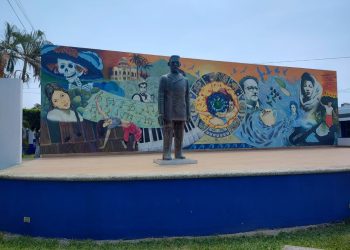 SE RESGUARDA LA ESTATUA DE BELISARIO DOMÍNGUEZ EN LA UNACH