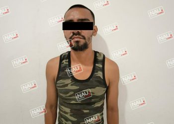 Detienen a una persona que llevaba marihuana.