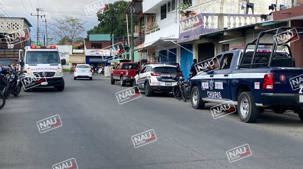 Le dieron un machetazo en la cabeza.