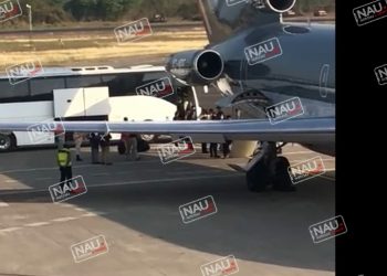 Deporta INM a 77 migrantes de El Salvador.