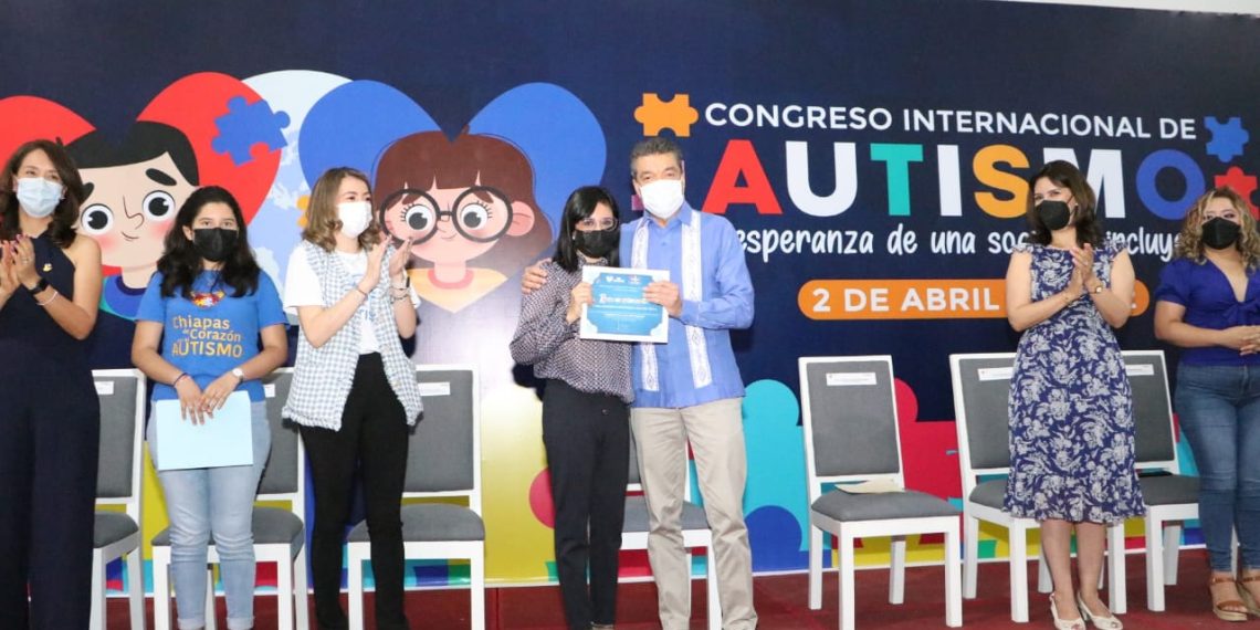 Asiste Gobernador al Congreso Internacional de Autismo “La esperanza de una sociedad incluyente”