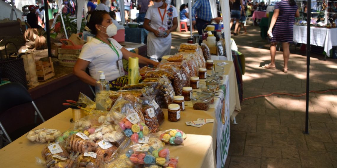 SE SUMAN COMERCIANTES LOCALES AL “TIANGUIS A TU COLONIA” Y “NOCHES DE SABOR”