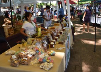 SE SUMAN COMERCIANTES LOCALES AL “TIANGUIS A TU COLONIA” Y “NOCHES DE SABOR”