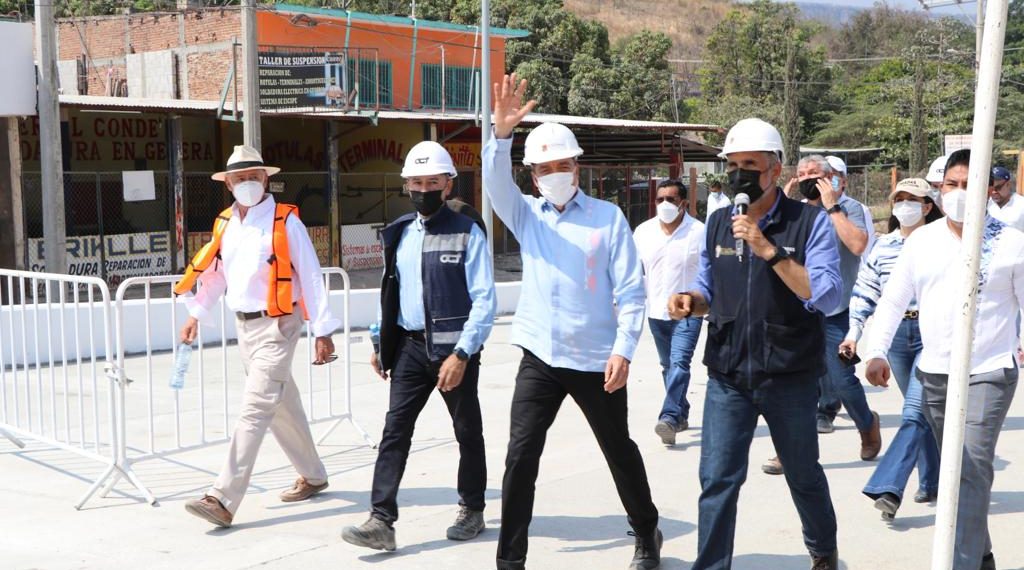 Supervisa Rutilio Escandón trabajos del paso a desnivel en el cruce del Libramiento Sur y Boulevard Andrés Serra Rojas