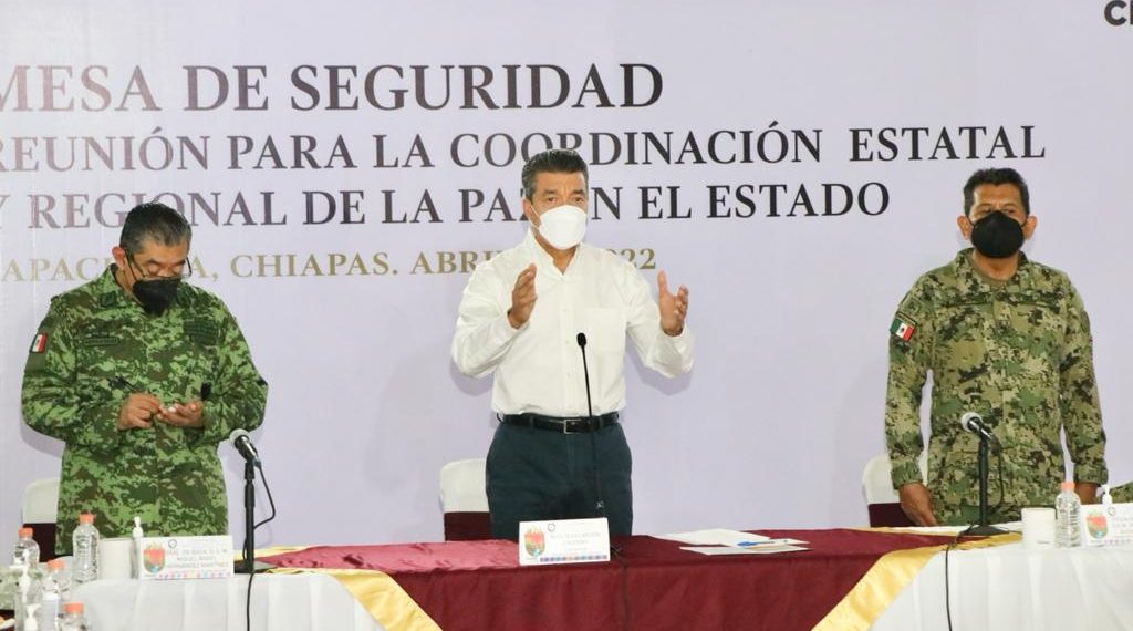Desde Tapachula, Rutilio Escandón exhorta a la población a vacunarse contra el COVID-19